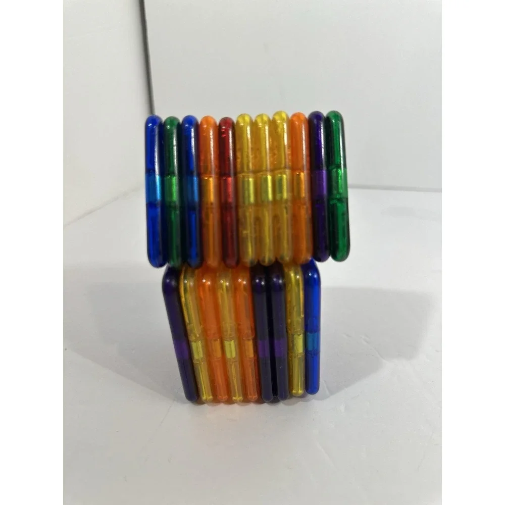 Magformers Lot 20 Pieces Intelligent Magnetic Building Toy Squares, Triangles